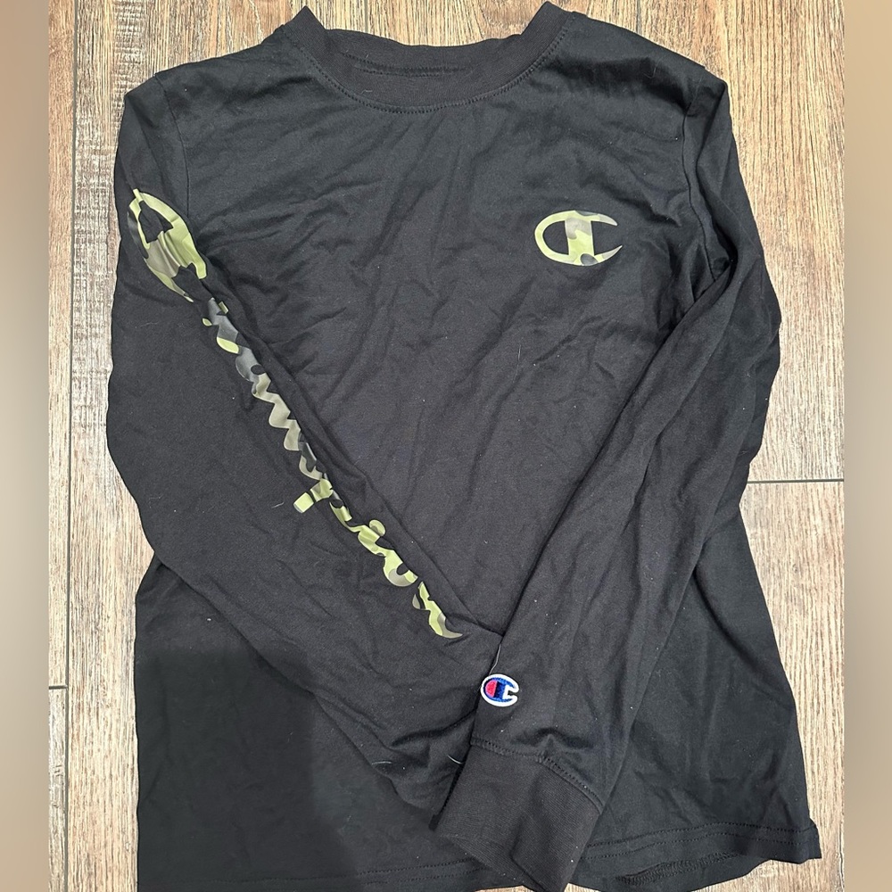 Champion Long Sleeve T shirt